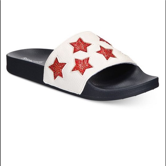 Kenneth Cole Splash Stars & Strips Slids - Picture 2 of 4